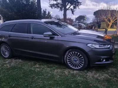 Usata Ford Mondeo Titanium S 150 CV (110 kW) 2015 Grigio Station wagon