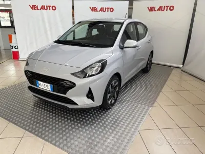 Nuova Hyundai i10 63 CV (46 kW) 2025 Grigio Utilitaria