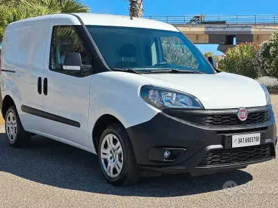 Usata Fiat Doblò Lounge 95 CV (69 kW) 2020 Bianco