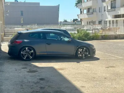 Usata VW Scirocco 200 CV (147 kW) 2008 Nero Coupé