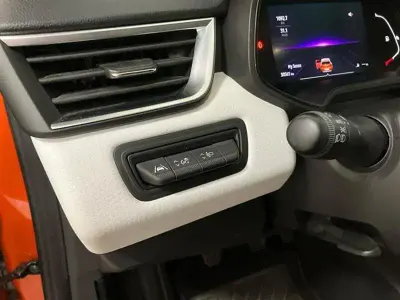Usata Renault Clio Techno 91 CV (66 kW) 2023 Arancione Utilitaria