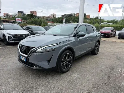 Usata Nissan Qashqai Tekna 140 CV (102 kW) 2023 Grigio SUV