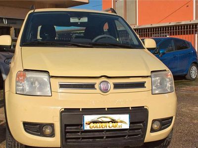 Usata Fiat Panda 4x4 Climbing 69 CV (50 kW) 2011 Giallo Utilitaria