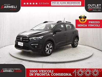 Usata Dacia Sandero Comfort 101 CV (74 kW) 2023 Grigio Berlina