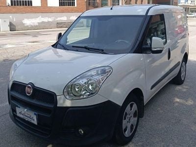 Occasion Fiat Doblò 105 ch (77 kW) 2013 Blanc Monospace