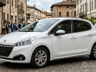 Usata Peugeot 208 Allure 115 CV (84 kW) 2014 Bianco Utilitaria