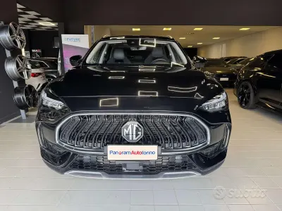 Usata MG HS Luxury 162 CV (119 kW) 2024 Nero SUV