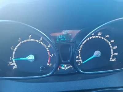 Usata Ford Fiesta Business Edition 60 CV (44 kW) 2015 Blu/azzurro Utilitaria