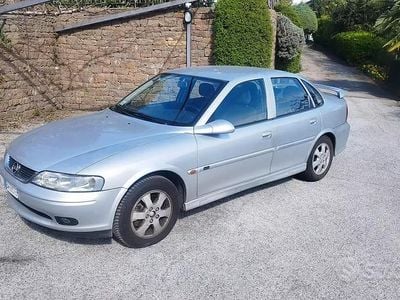 Usata Opel Vectra 2001 Grigio Berlina