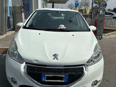 usata Peugeot 208 5p 1.4 vti 16v Access gpl 95cv