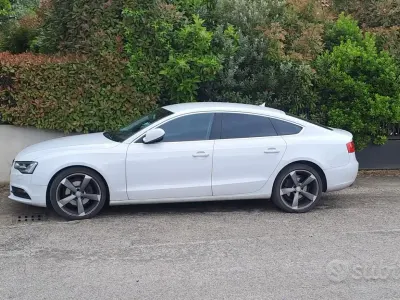 Usata Audi A5 190 CV (139 kW) 2015 Bianco Coupé