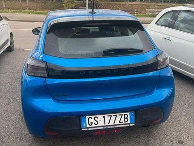 Usata Peugeot 208 Active 75 CV (55 kW) 2024 Blu Utilitaria