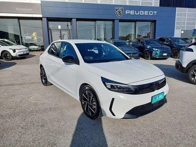 Usata Opel Corsa 101 CV (74 kW) 2025 Bianco Utilitaria