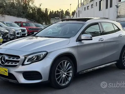 Usata Mercedes GLA200 Premium 136 CV (100 kW) 2017 Grigio SUV