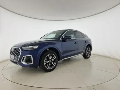Usata Audi Q5 Sportback S-line plus 204 CV (150 kW) 2024 Blu navarra metallizzato SUV