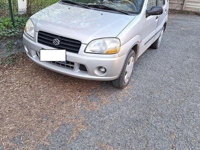 Usata Suzuki Ignis 83 CV (61 kW) 2001 Gray Utilitaria