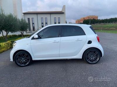 Bianco Usata 2017 Smart ForFour Brabus Utilitaria | 13.500 € (Ottimo prezzo)