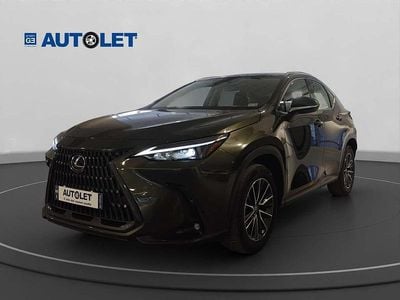 Usata Lexus NX200t Business Edition 190 CV (139 kW) 2023 Verde cargo SUV