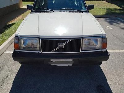 Usata Volvo 240 79 CV (58 kW) 1989 Bianco Berlina