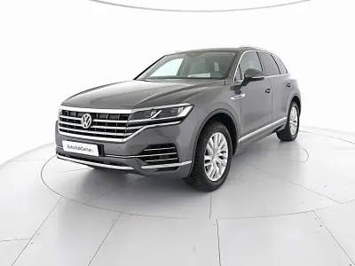 Usata VW Touareg Advance 231 CV (169 kW) 2020 Grigio scuro SUV