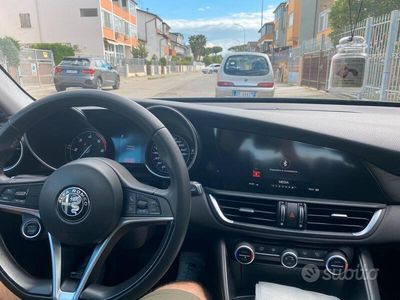 Usata Alfa Romeo Giulia 136 CV (100 kW) 2019 Nero Berlina