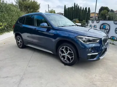 Usado BMW X1 Sport Line 150 CV (110 kW) 2017 Azul SUV