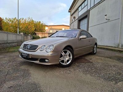 Usata Mercedes CL500 306 CV (225 kW) 2004 Beige Coupé