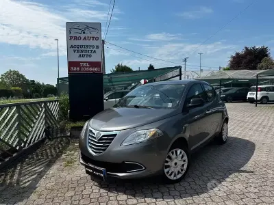 Usata Lancia Ypsilon S 69 CV (50 kW) 2011 Grigio Utilitaria