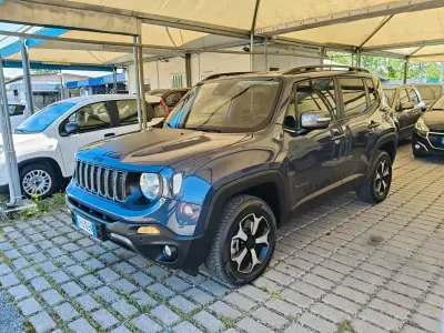 Usata Jeep Renegade Trailhawk 179 CV (131 kW) 2023 Blu SUV