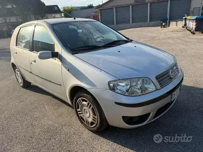 Usata Fiat Punto Dynamic 60 CV (44 kW) 2007 Grigio Utilitaria