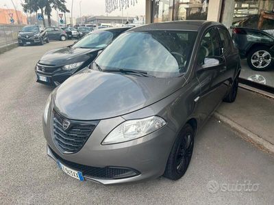 usata Lancia Ypsilon 1.3 MJT 16V 95 CV 5 porte S&S Elefa