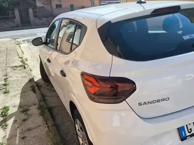 Usata Dacia Sandero 91 CV (66 kW) 2024 Bianco Berlina