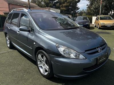 Usata Peugeot 307 135 CV (99 kW) 2005 Grigio Station wagon
