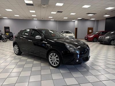 Usata Alfa Romeo Giulietta Super 120 CV (88 kW) 2018 Nero Utilitaria
