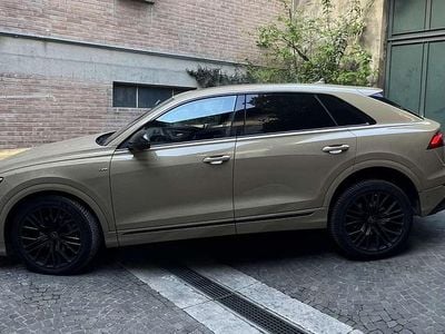 Usata Audi Q8 S-Line 286 CV (210 kW) 2025 Beige SUV