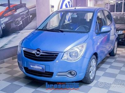 Usata Opel Agila 86 CV (63 kW) 2009 Blu Utilitaria