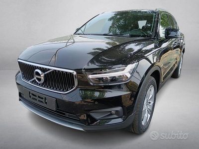 Usata Volvo XC40 Business Edition 129 CV (94 kW) 2021 Nero SUV