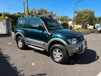 Usata Mitsubishi Pajero 160 CV (117 kW) 2001 SUV