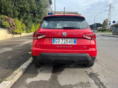 Usata Seat Arona 90 CV (66 kW) 2021 Rosso SUV