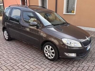 Usata Skoda Roomster 86 CV (63 kW) 2011 Grigio Monovolume