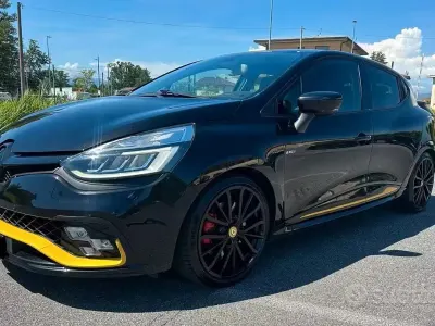 Usata Renault Clio R.S. 107 CV (78 kW) 2018 Utilitaria
