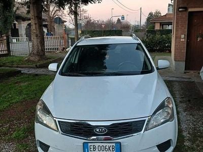 Usata Kia Ceed 115 CV (84 kW) 2010 Bianco Utilitaria
