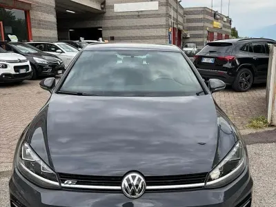 Usata VW Golf VII Trendline 116 CV (85 kW) 2019 Nero Berlina