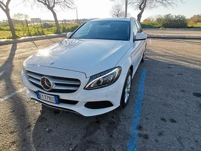 Usata Mercedes C200 Executive 135 CV (99 kW) 2015 Bianco Station wagon