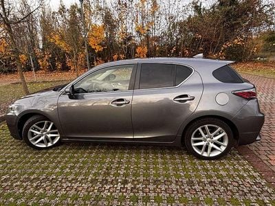 Usata Lexus CT200h Executive Line 99 CV (72 kW) 2015 Berlina