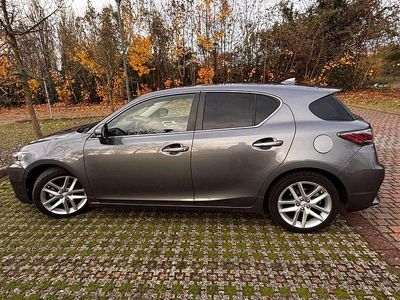Usata 2015 Lexus CT200h Executive Line Berlina | 11.500 € (Buon prezzo)