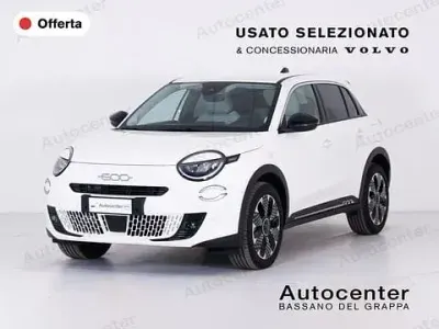Usata Fiat 600 La Prima 110 CV (80 kW) 2025 Bianco SUV