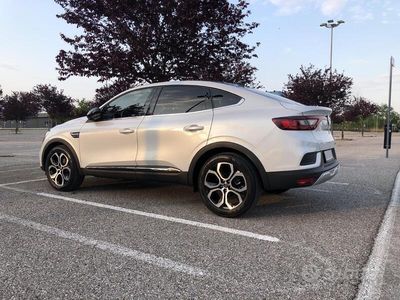 Usata Renault Arkana 145 CV (106 kW) 2021 Bianco SUV