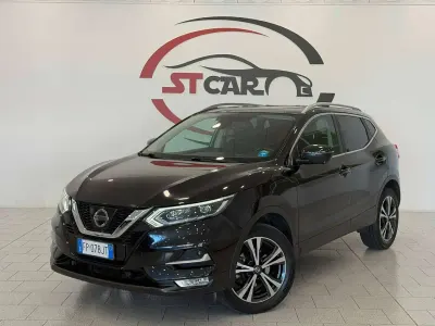 Gebraucht Nissan Qashqai 360º 110 PS (80 kW) 2018 Schwarz SUV