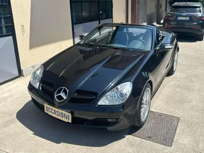 Usata Mercedes SLK200 163 CV (119 kW) 2004 Nero Cabrio
